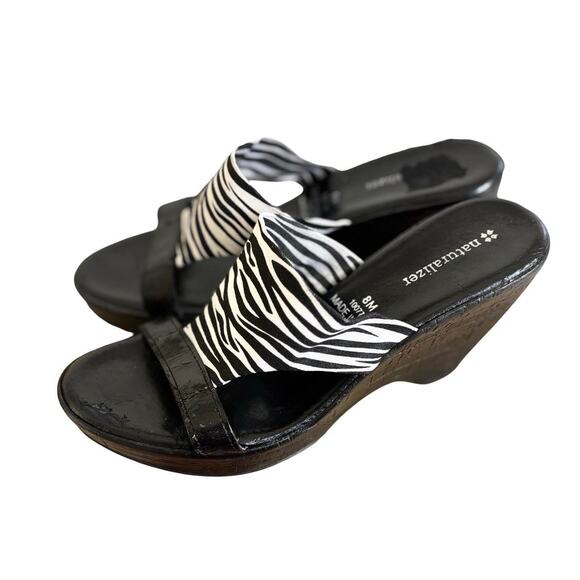 90'S VTG. RARE MADE IN ITALY ZEBRA PRINT WEDGE NATURALIZER HEELS SZ.‎ 8 - Picture 3 of 8